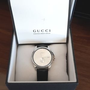 Authentic men's Gucci watch